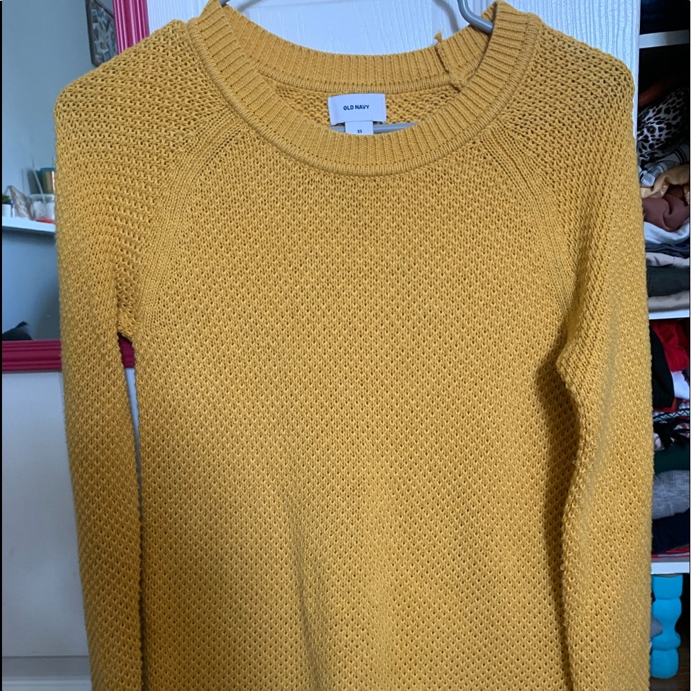 Old Navy yellow sweater